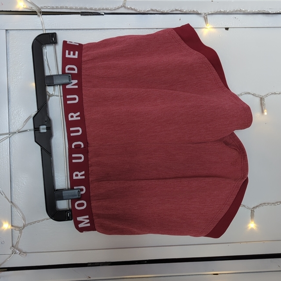 🌟 NWT Under Armour Women's M Loose Running Shorts - Perfect for Fitness Lovers! - Picture 4 of 6